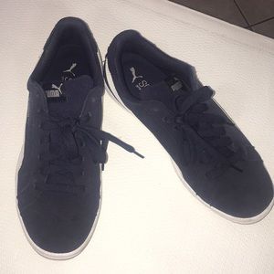 Navy blue puma shoes